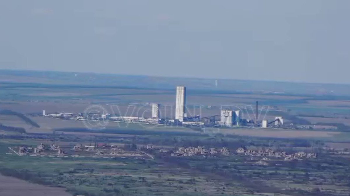 Угледар фото города