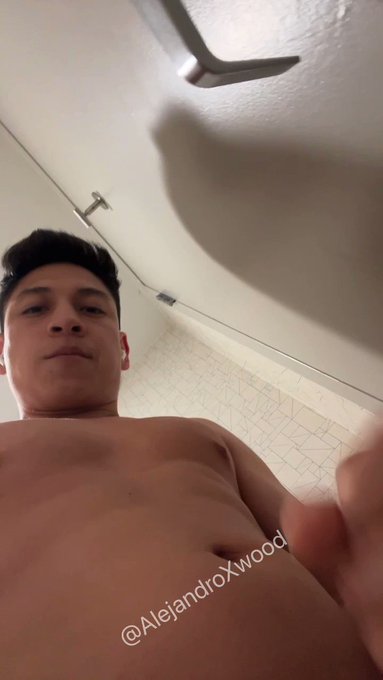 It my third load today ????. Like and rt if you like leche ?? @alejandroxwood1

⁃10% off the next 10