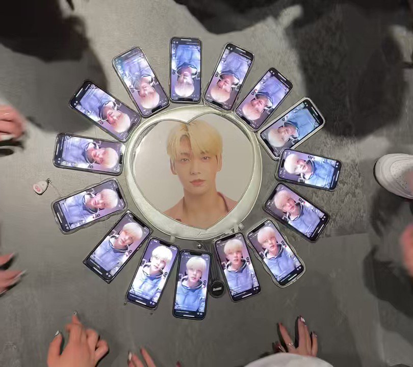 설냐들 이것봐 - 마법의 정원 미니 갤러리