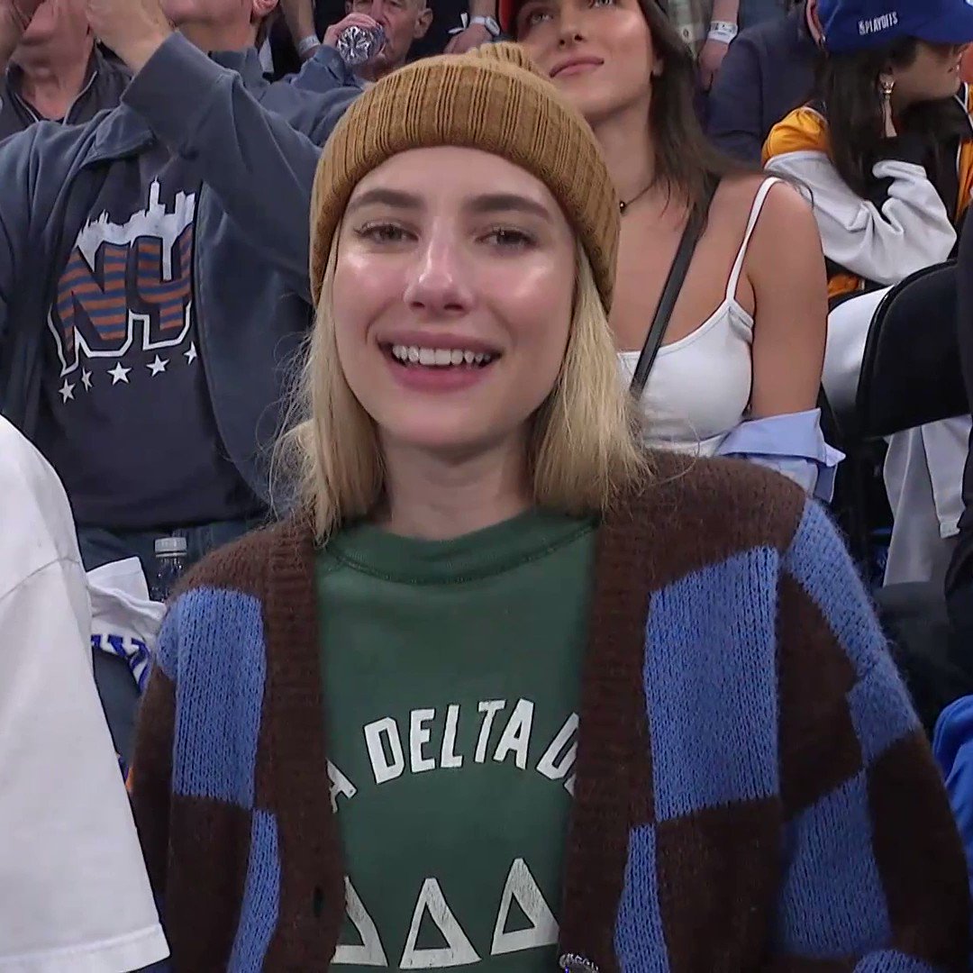 Nba on twitter emma roberts courtside at msg nbacelebrow https t