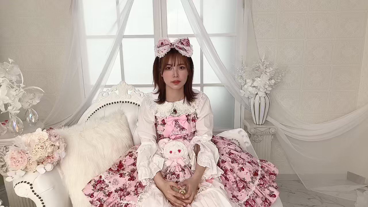 【演奏家＊ホステスさん必見】ミディドレス Baby Blue 送料負担 Chi Chi Girls バルーンスリーブフラワーディテールドレス 3-7歳