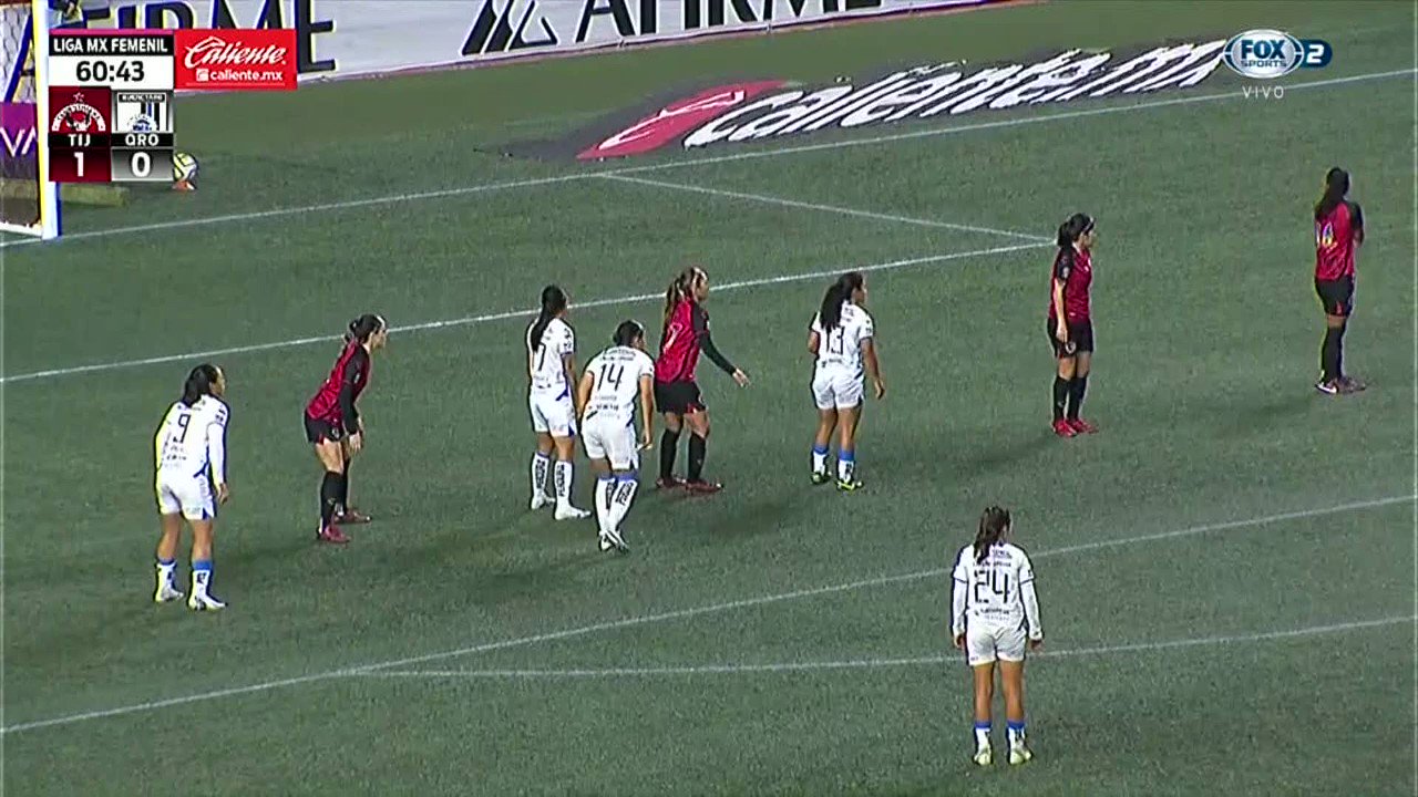 ¡¡¡G⚽⚽⚽LAZOOO!!!

¡Qué manera de pegarle al balón! 😱 Deisy Ojeda anotó de tiro libre y @GallosFemenil empató el partido.

#VamosPorEllas 👊”
