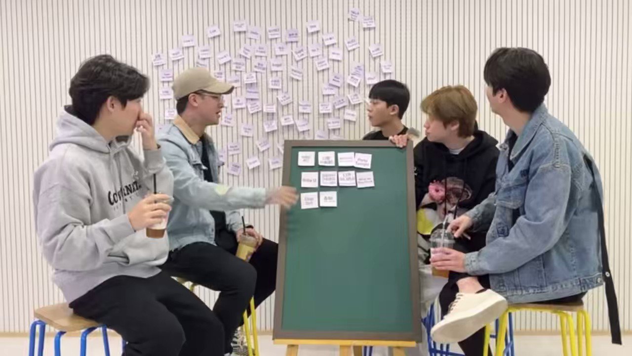 [閒聊] teen top直播尷尬時刻