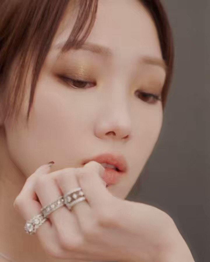 LEE SUNG KYUNG THAILAND on Twitter: "อีซองคยอง X BUCCELLATI 💎 Harpers