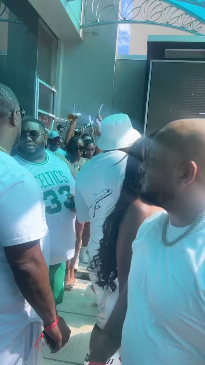 Kitty Kat on Twitter "Mochafest bottle baddies did their thing
