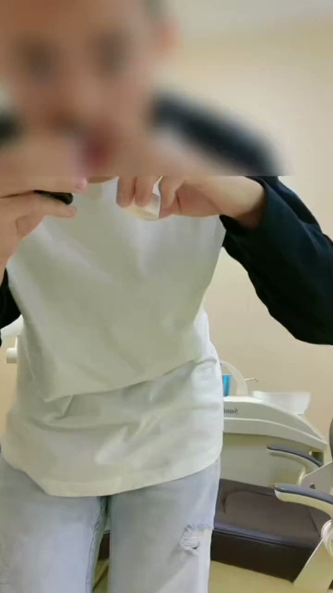 #一直想玩点不一样的玩具
主人调教骚狗,结尾有彩蛋,视频同款鸟笼锁🔒五一特价福利,需要的骚狗🐶可以下单了,全程保密发货,微信小程序付款安全保靠🔗