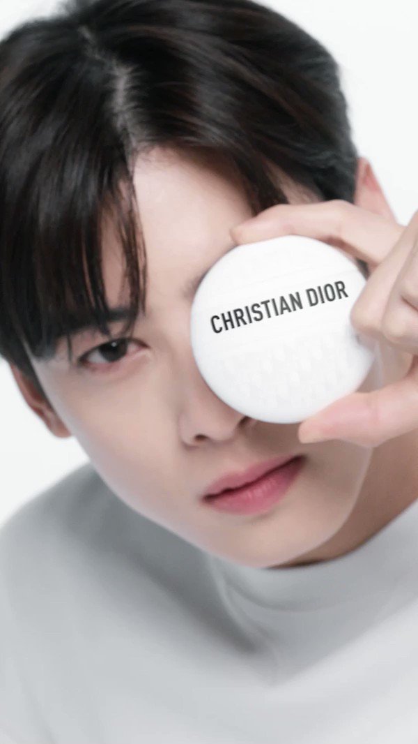 The House of #Dior is pleased to welcomes Cha Eunwoo as the First global  ambassador for Dior Capture Totale the new Serum…