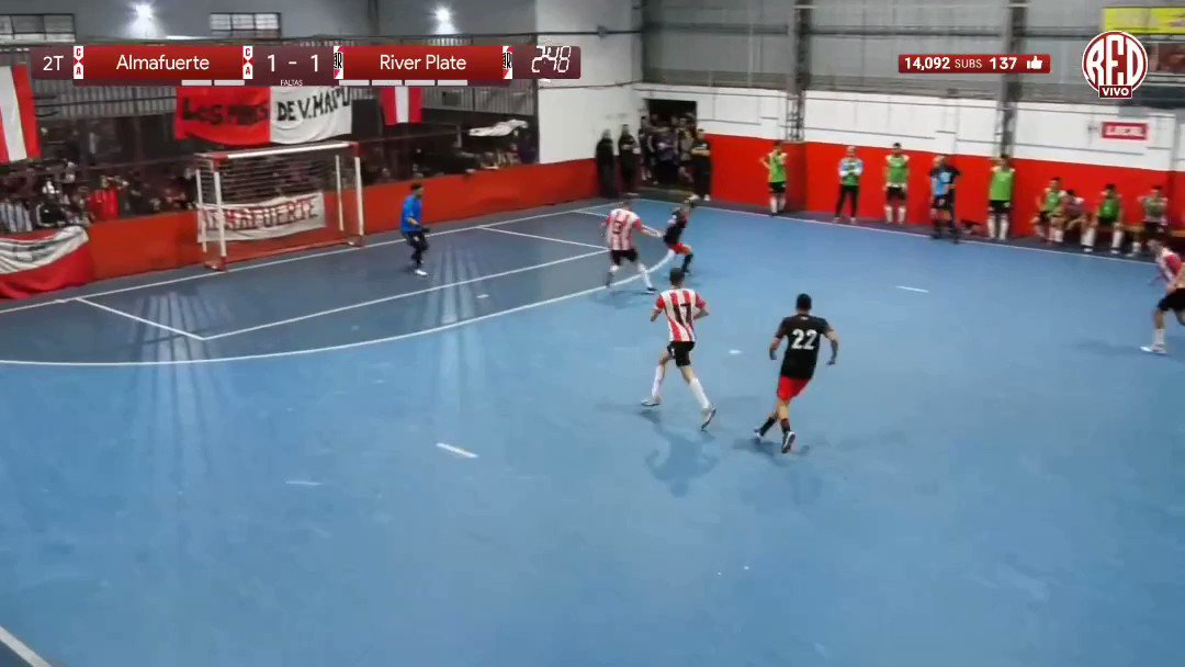 FUTSAL FIFA • @gary.ayala04 🧠🔴🔵 #photography #futsal #paraguay