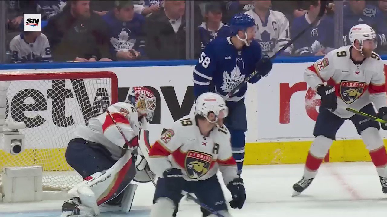 Panthers' Bennett fined for cross-check on Maple Leafs' Bunting