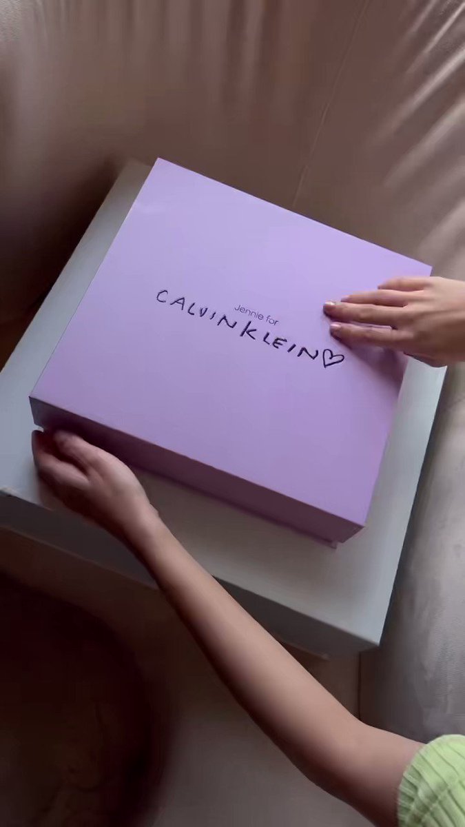 Jennie for Calvin Klein ニットミニドレス | www.psychologiesport.fr