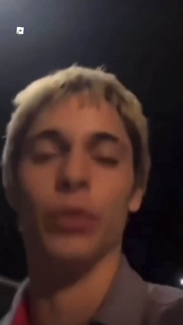 Dew (@Bazooka_teef) / Twitter