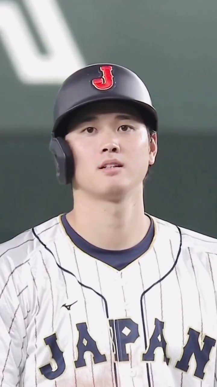 handsome korean baseball players