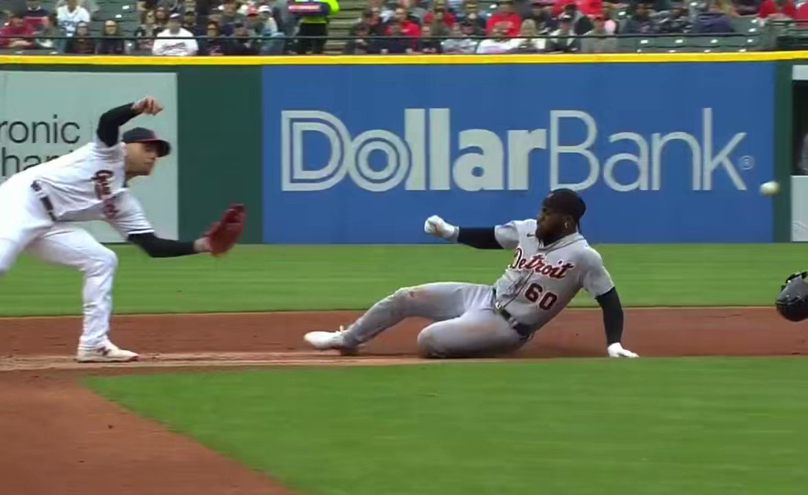 Runners Getting Thrown Out on Twitter "The most painful way to throw a