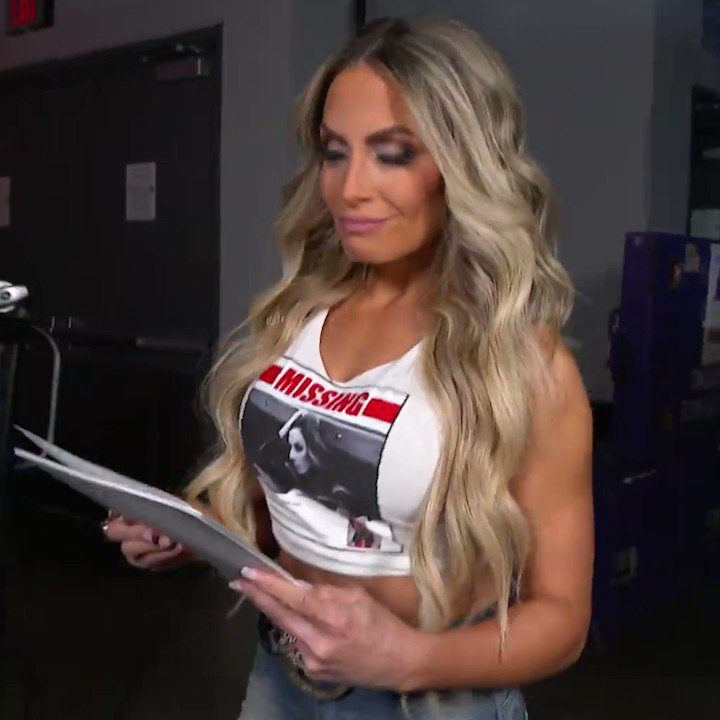 RT @LOWreddit_: Trish Stratus (@trishstratuscom)
#WWERaw 
https://t.co/LV2QS7NyeA