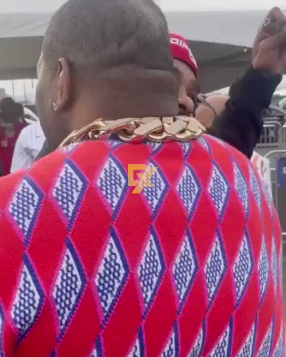 HipHopDX on Twitter "Busta Rhymes’ insane Cuban link chain gets Jim