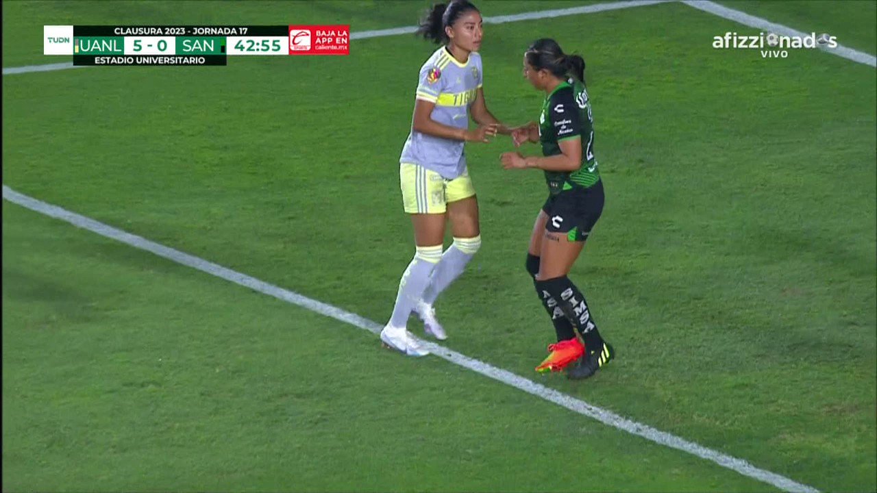 ¡¡¡G⚽⚽⚽L!!!

3/3 = Triplete 🤯
💥 De cabeza remató Stephany Mayor para poner el sexto para Tigres.

#VamosPorEllas👊🏼 | 📹#NoTeLoPierdas”