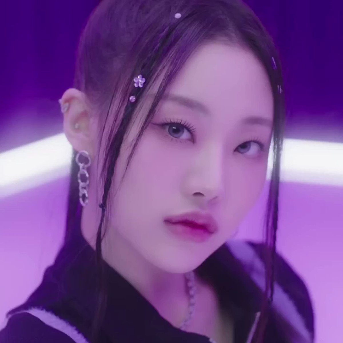 SHEON BILLLIE 션 pics on Twitter: "RT @sheonupdate: 「230513」#션 #빌리