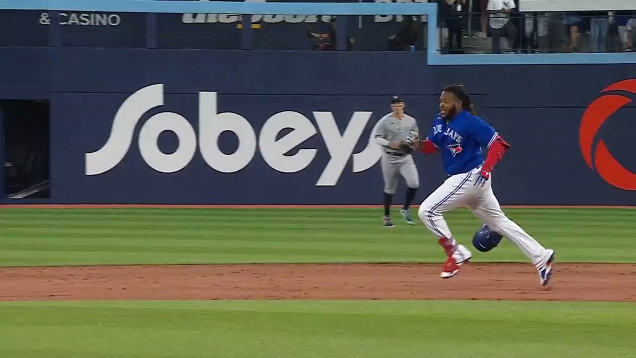 [分享] Vladimir Guerrero Jr.的滑壘