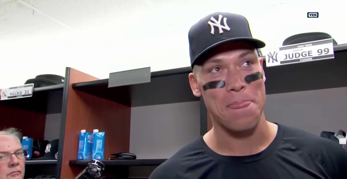 MLB Twitter astonished by Aaron Judge posing next to 7-foot NBA