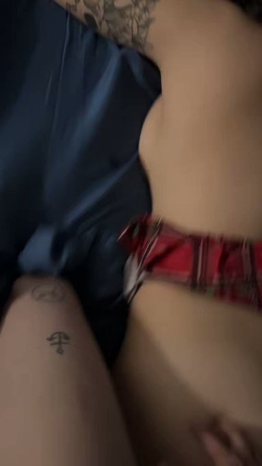 Love fucking her pretty ass 😩 let me leave you shaking https://t.co/qEOC1FVLYJ