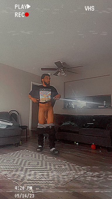 Déjame En Paz’s pics and videos