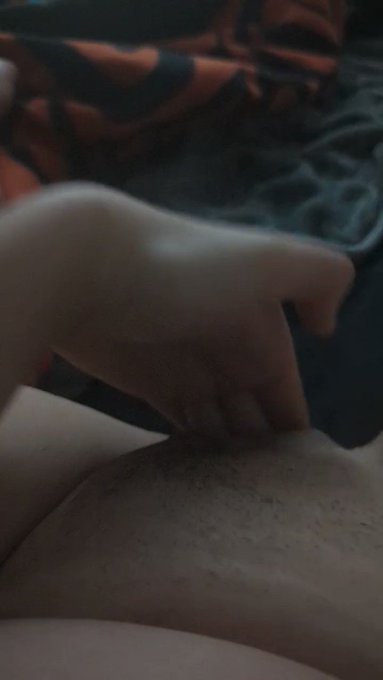 Soo wettt #horny #masturbating #clit #dick #hot #trans #moaning https://t.co/mFKSM7FRU0