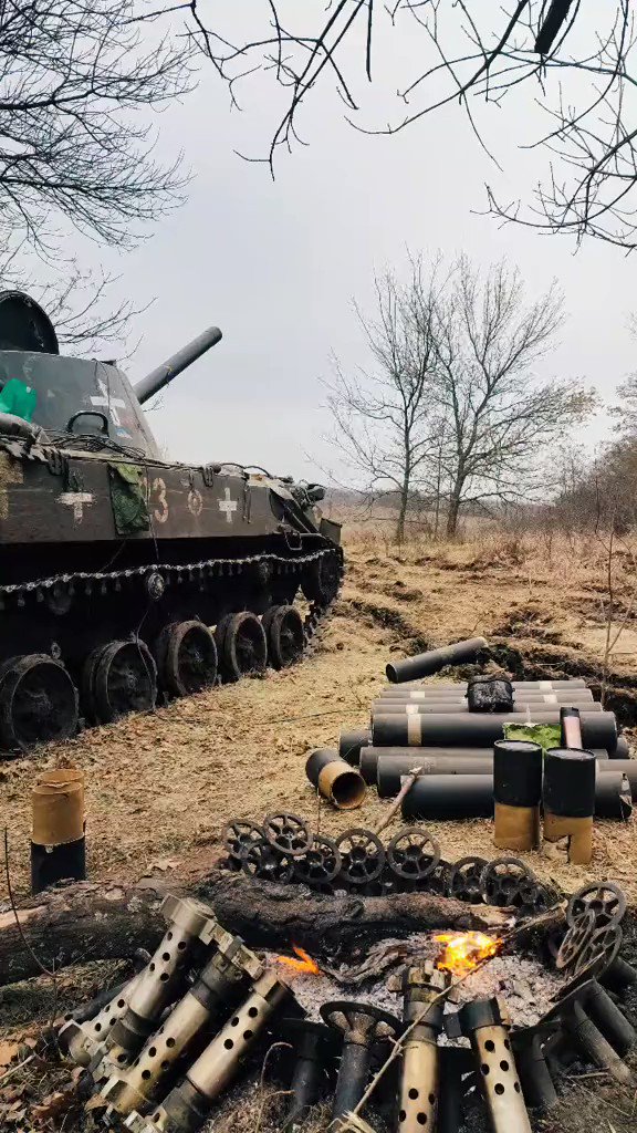 🇺🇦Ukrainian Front on Twitter: "⚡️A rather rare 2C9 "Nona-S" artillery ...