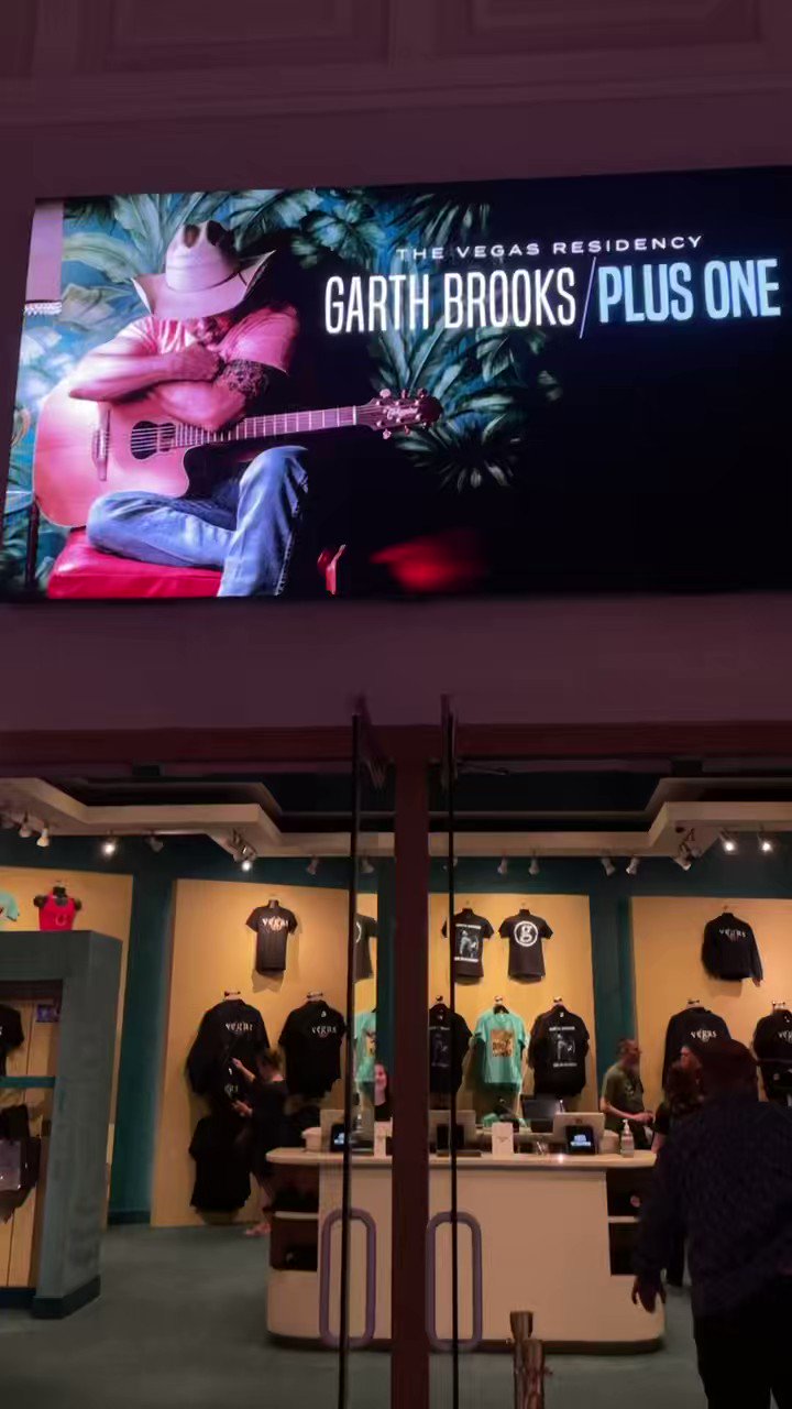 Garth brooks merch discount