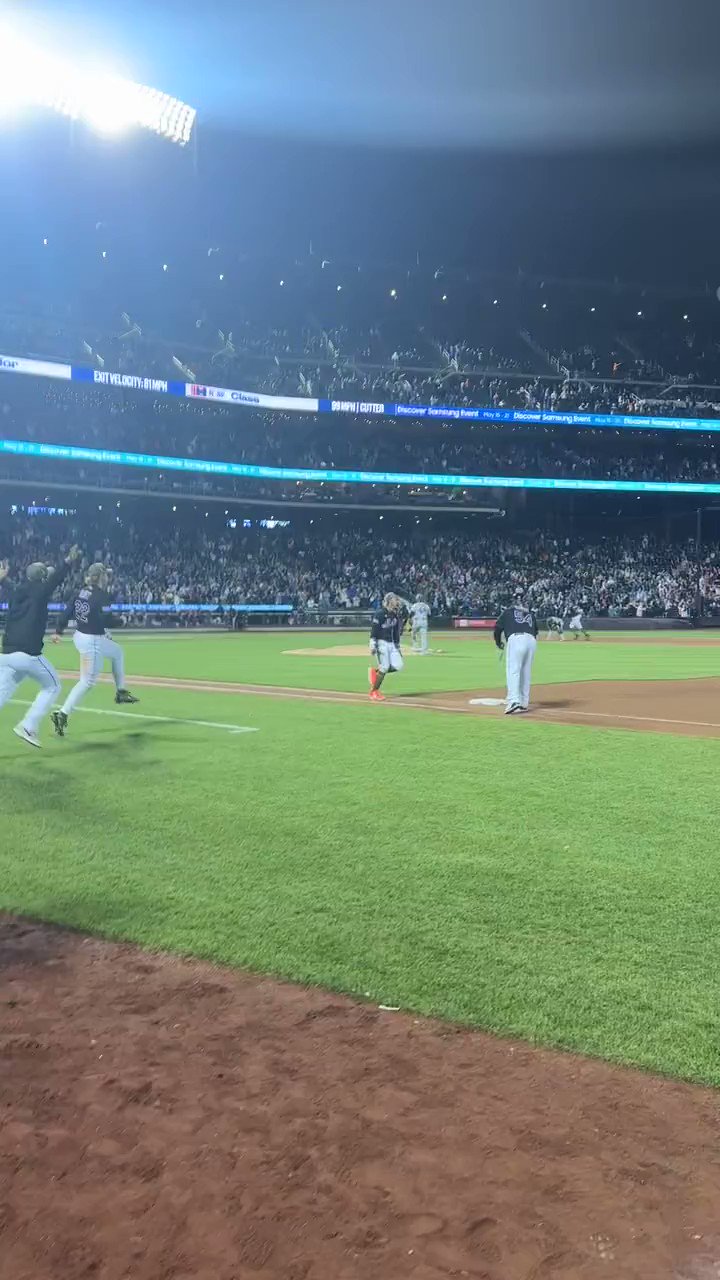 Guardians at Mets / Twitter