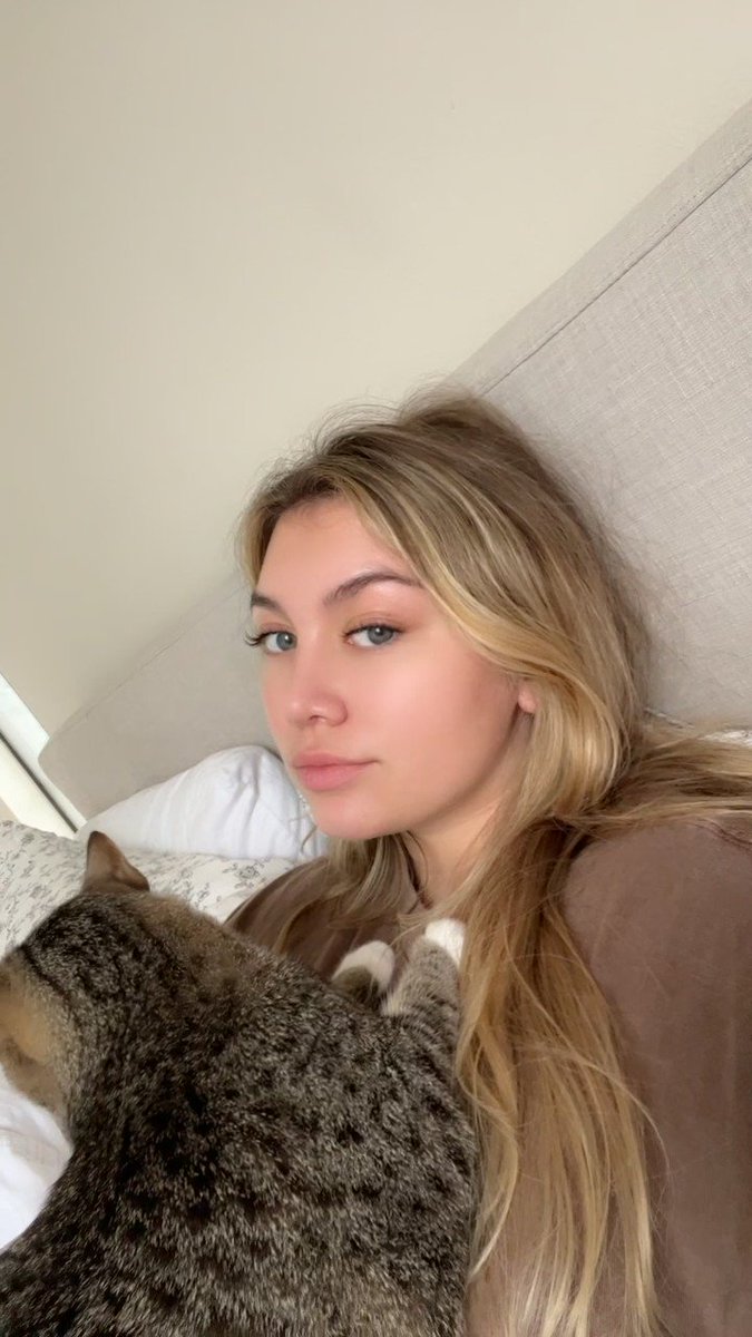 tyleridol OnlyFans no PPV on Twitter "🤍love a lazy Sunday"(04)