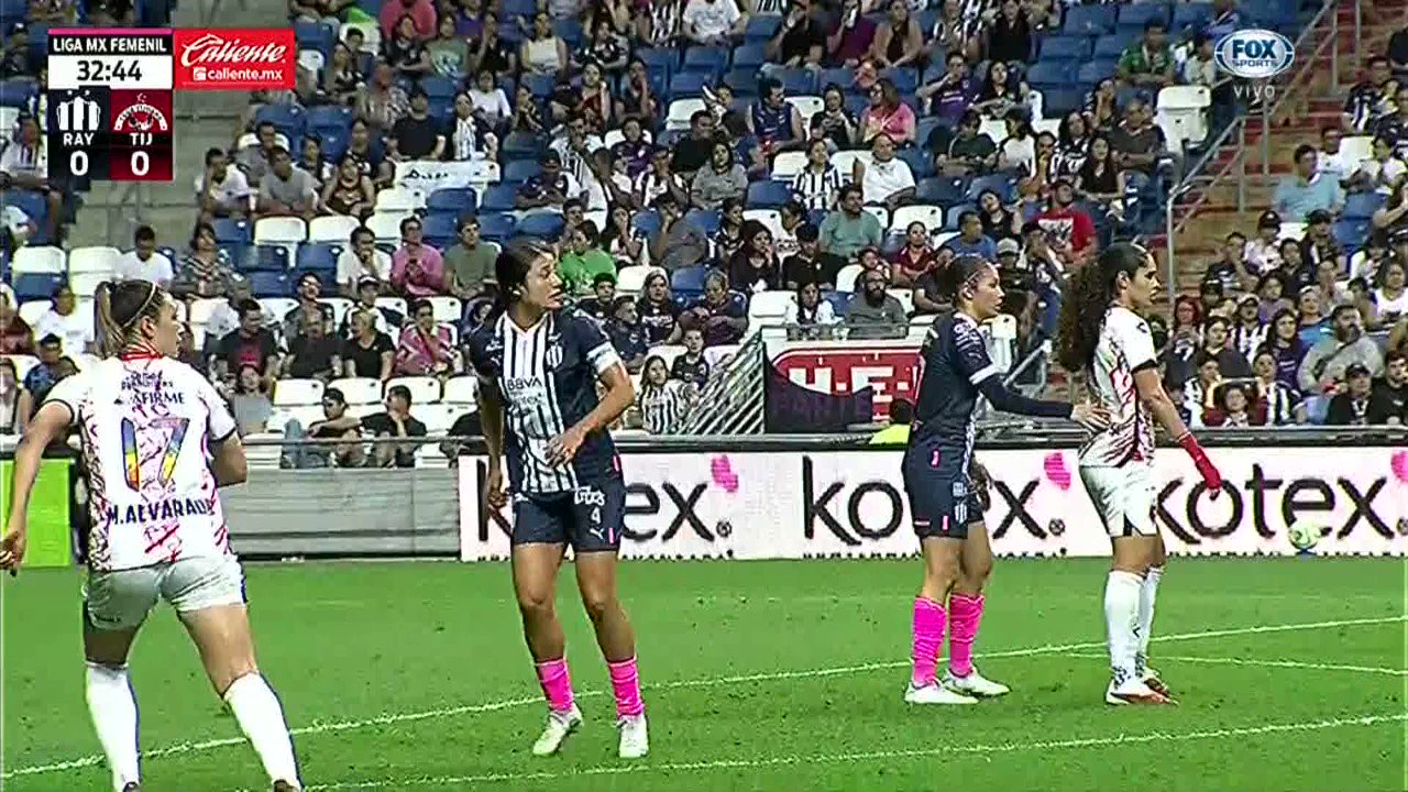 ¡¡¡G⚽⚽⚽L!!!

¡¡Mónica Alvaradooo!! Ganó el duelo de cabeza y con un certero remate le dio la ventaja a las Perrísimas 🐕

#VamosPorEllas 👊”