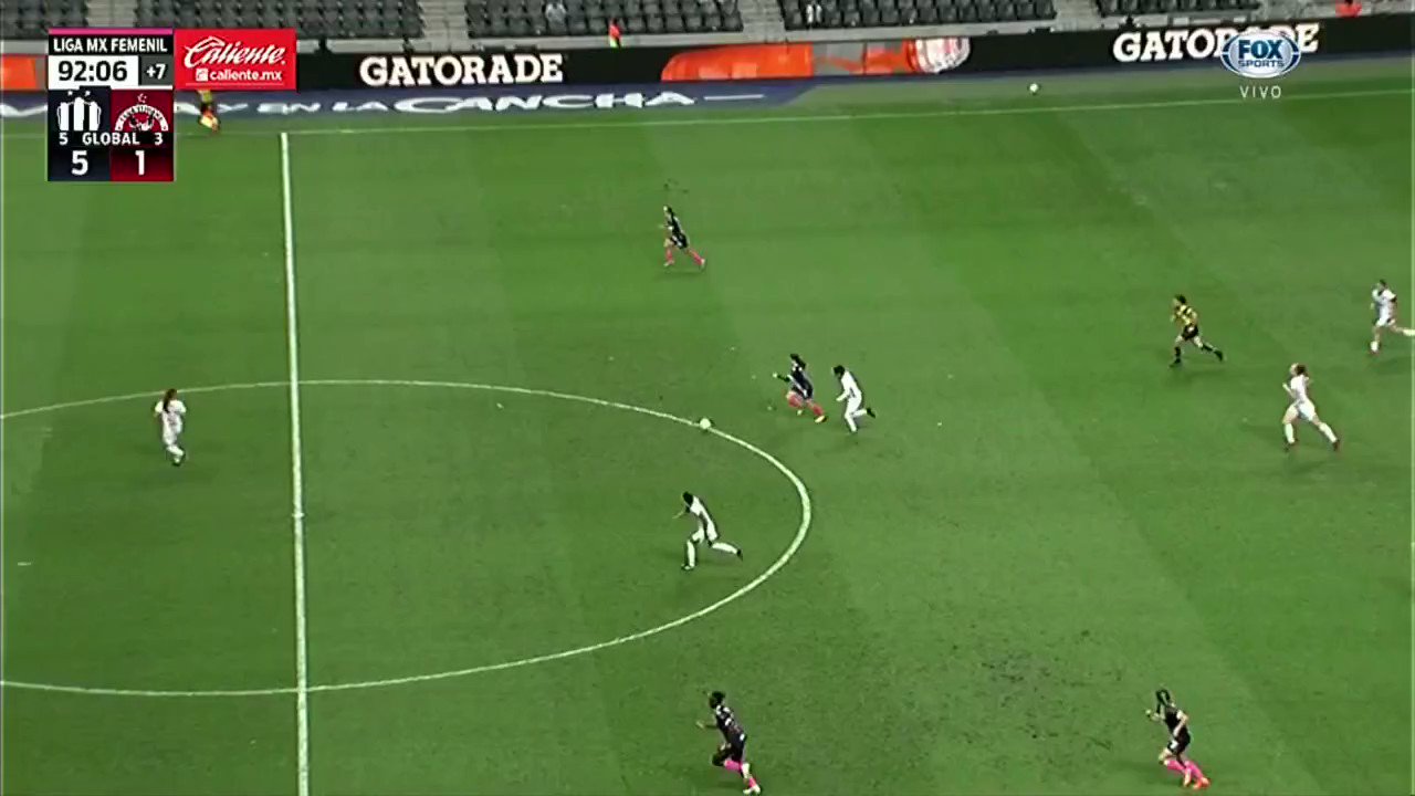 ¡¡¡G⚽⚽⚽L!!!

La construyó desde el medio campo, para concretarla. 💎

Así sentenció el triunfo, Aylin Aviléz. 🔥

#VamosPorEllas👊🏽”