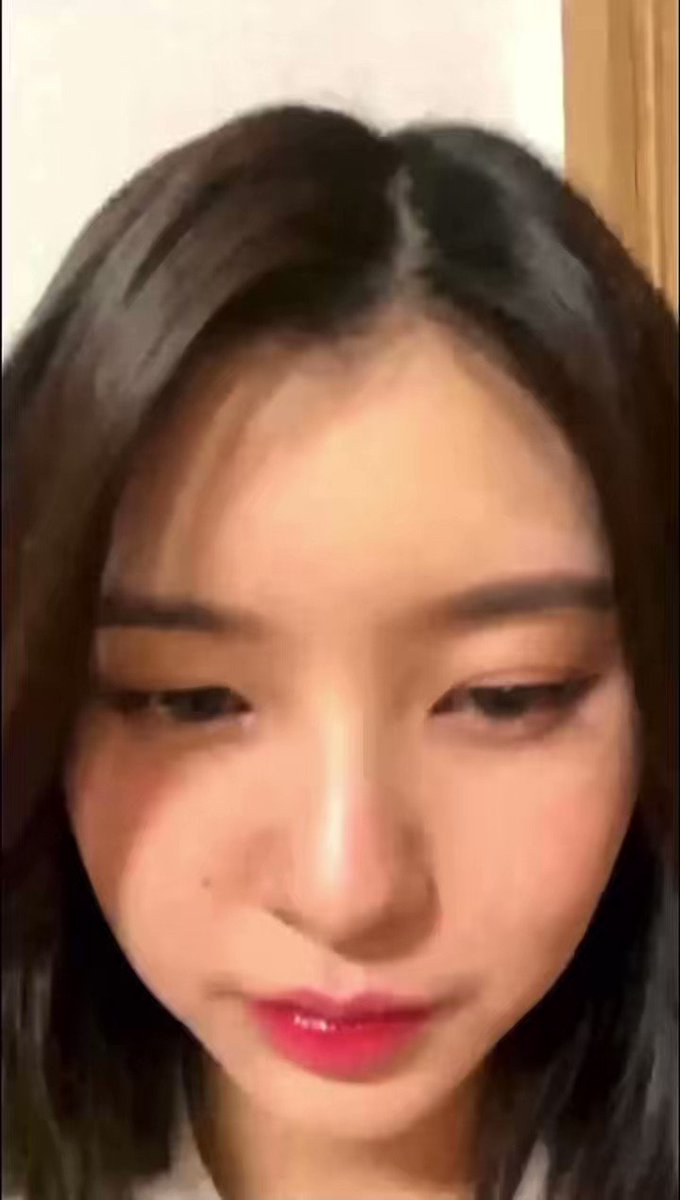 col-on-twitter-is-it-ok-to-react-like-woa-it-s-kim-dayeon-is