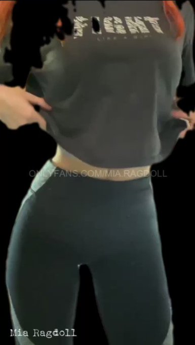 Mi&eacute;rcoles 🍑 https://t.co/dQlIsiAbUy<a href="/tag/deepthroat"class="tags"><span>#deepthroat</span></a><a href="/tag/throatjob"class="tags"><span>#throatjob</span></a>