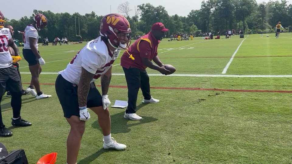 Matthew Paras on Twitter "Chris Rodriguez is a big dude"