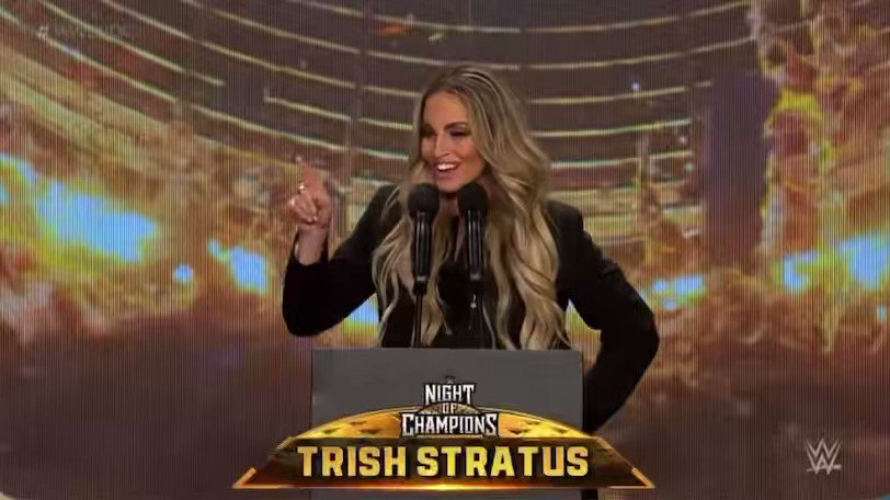 RT @femalelroom: Trish Stratus at the #WWENOC Press Conference https://t.co/1BuMwoEUvO