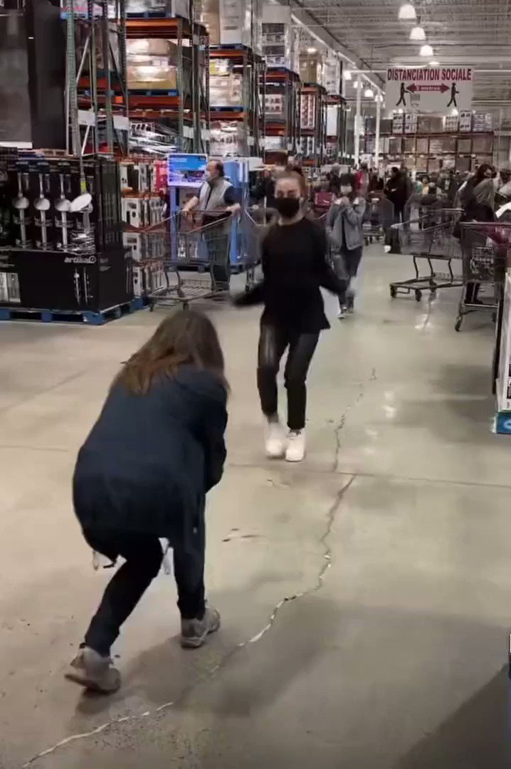 RT @AKBrews: Some lady shooting a TikTok dance video in the middle of Costco. https://t.co/CVwvYn19Qd