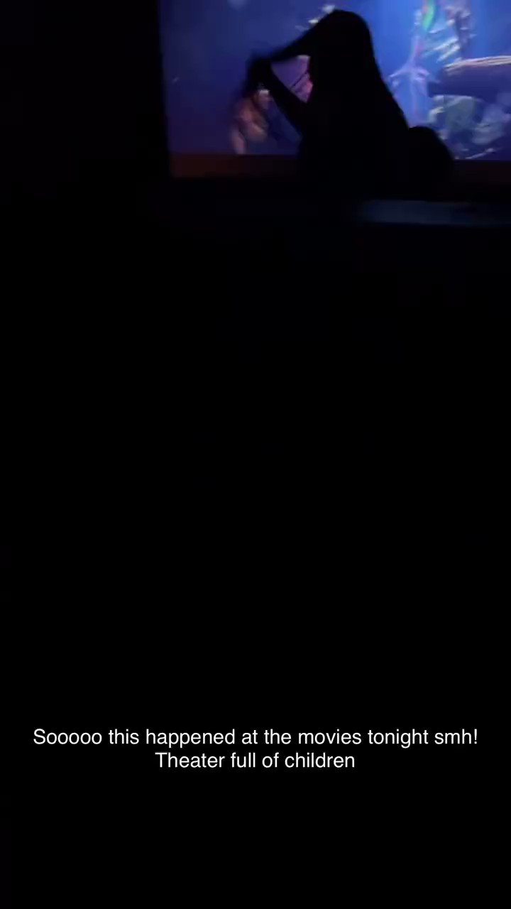 [問卦] 黑人看小美人魚看到在戲院吵架