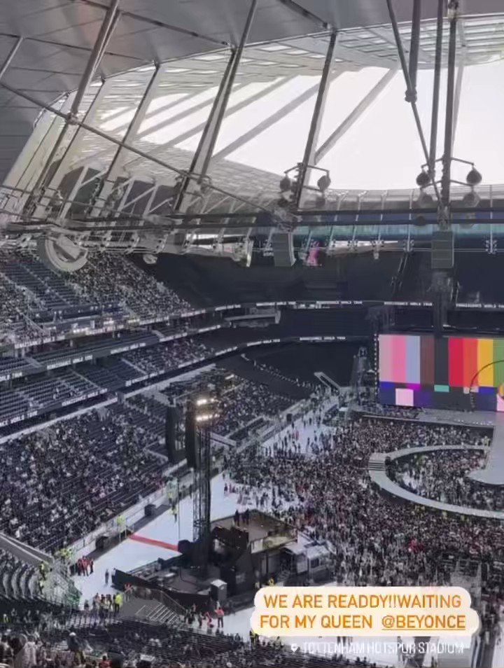 Beyonc press fan account on twitter tottenham stadium right