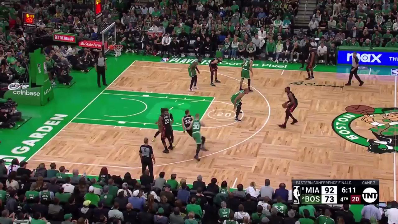 [情報] D.Robinson：大聲一點