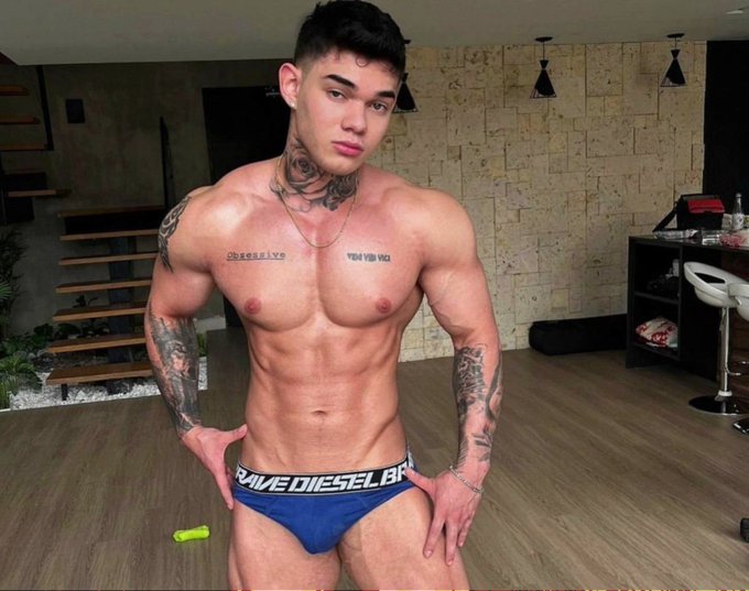 You will enjoy every second. Guaranteed. #JockMenLive 
@Justin_clark01 
https://t.co/3f70ObSU52 #gay