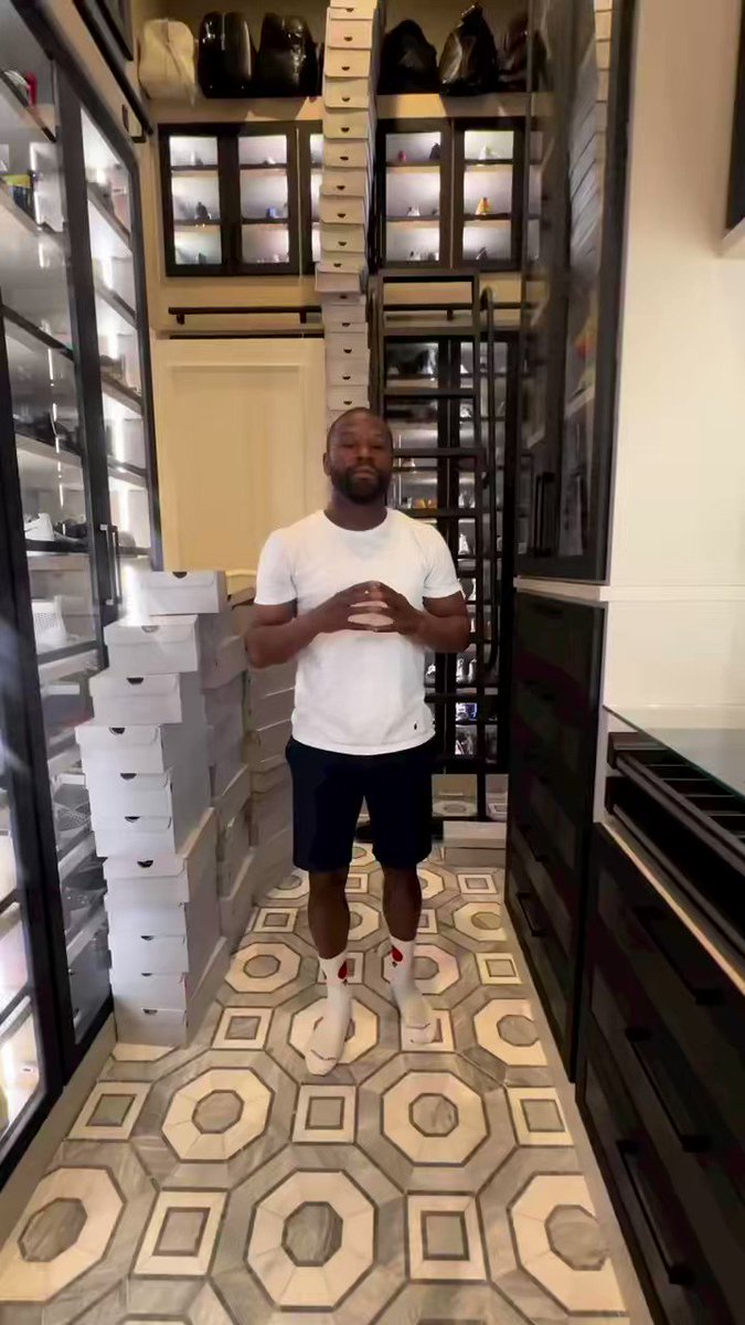 Ovrnundr on X: Floyd Mayweather shows off his Louis Vuitton