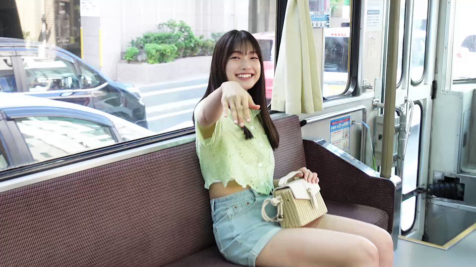 櫻坂46大園玲1st写真集『半分光、半分影』【公式】発売中 櫻坂46大園玲1st写真集『半分光、半分影』【公式】発売中