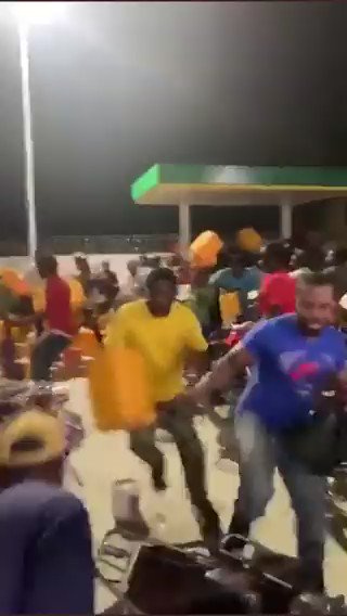 Standard Nigeria On Twitter Nigerians Enjoying Themselves And standard-nigeria-on-twitter-nigerians-enjoying-themselves-and