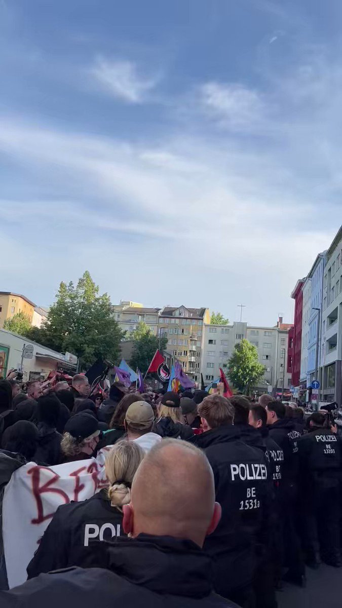 Was Sind Faschisten Einfach Erklärt Quicoûtecher on Twitter: "Linksfaschisten sind halt auch Faschisten..."