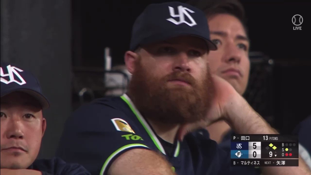 [分享] 高津監督露出了笑容