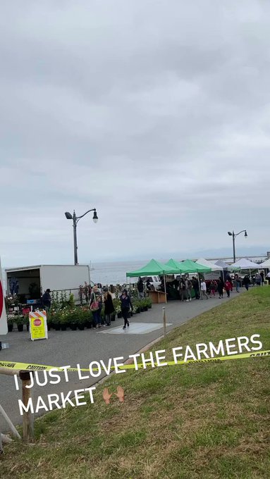 I just love the farmers market 🌊 https://t.co/JMWVX8Su8X
