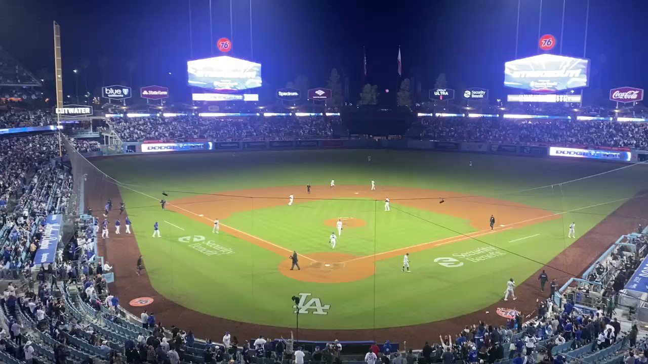 Yankees at Dodgers / Twitter