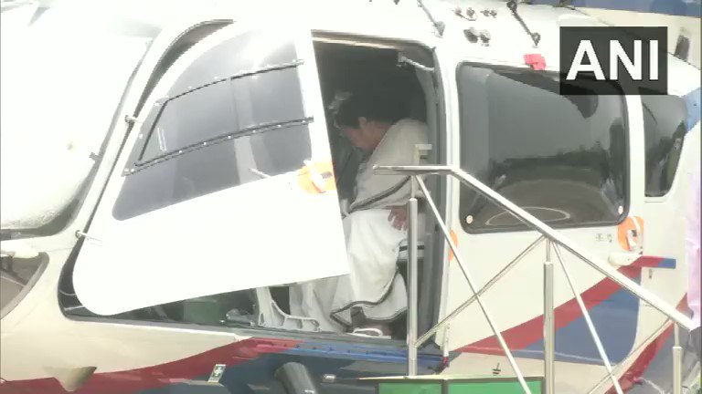 Didi left for Odisha's Balasore to take stock of the situation and meet the injured.

#TrainAccident #MamataBanerjee #Didi

Video Courtsey: @ANI https://t.co/h2MEIg8lcb