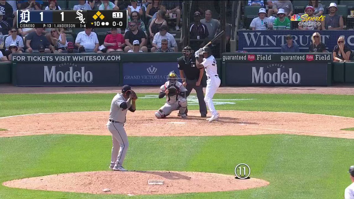 Awful Announcing on X: The White Sox walk it off on a pitch that